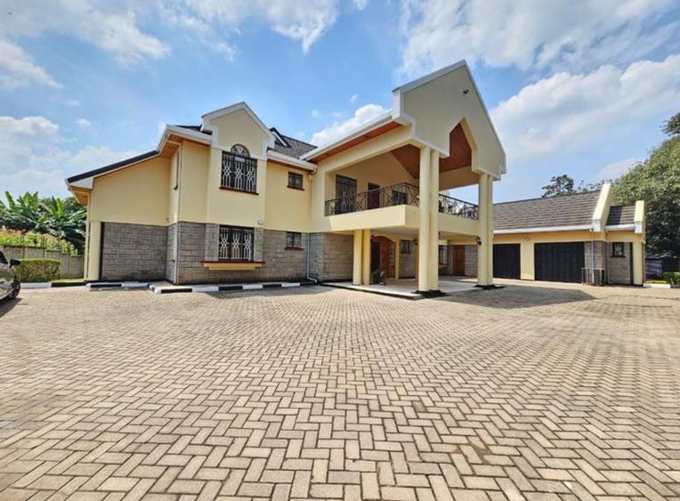 6 Bed House with En Suite at Mimosa