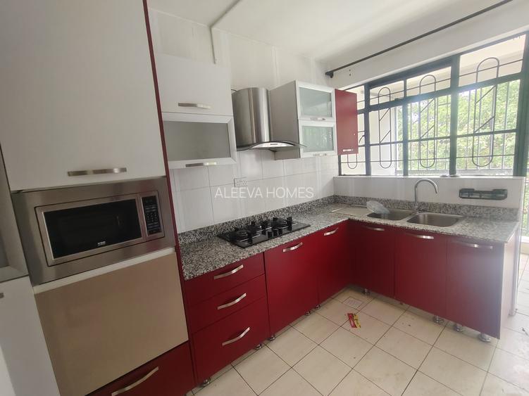 3 Bed Apartment with En Suite in Lavington