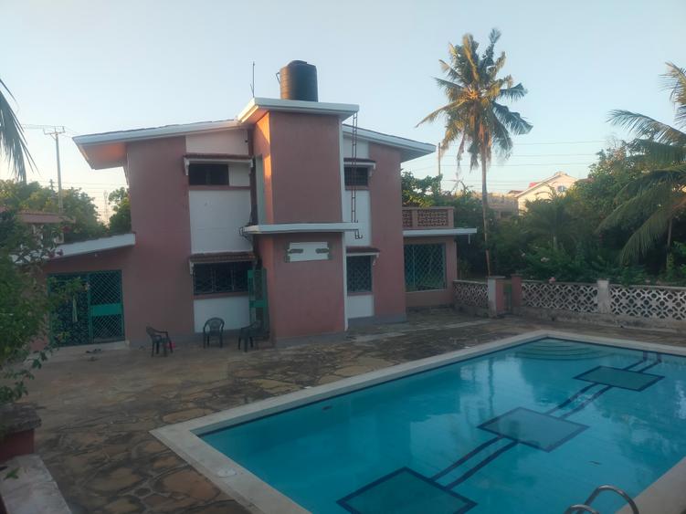 5 Bed Townhouse with En Suite in Shanzu 5 Bed Townhouse with En Suite in Shanzu