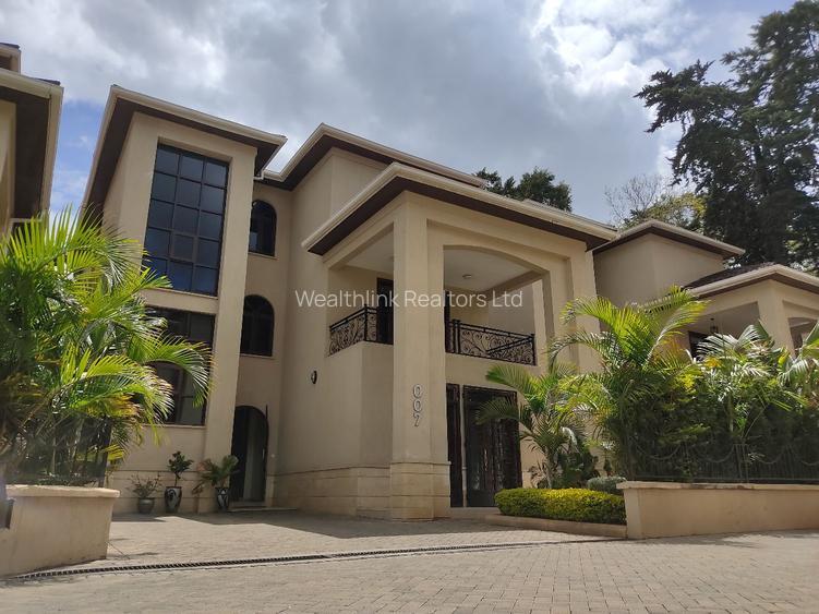 5 Bed Townhouse with En Suite at Lavington