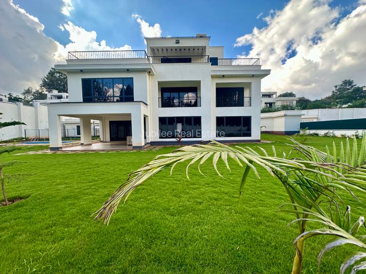 5 Bed Townhouse with En Suite in Loresho