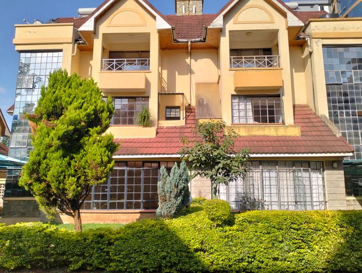 5 Bed Townhouse with En Suite in Kileleshwa 5 Bed Townhouse with En Suite in Kileleshwa