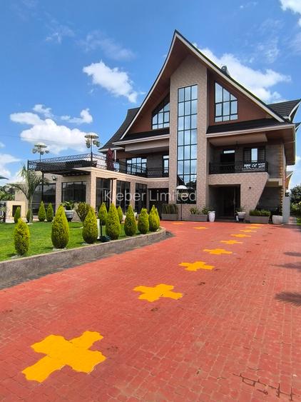 6 Bed House with En Suite in Ruiru