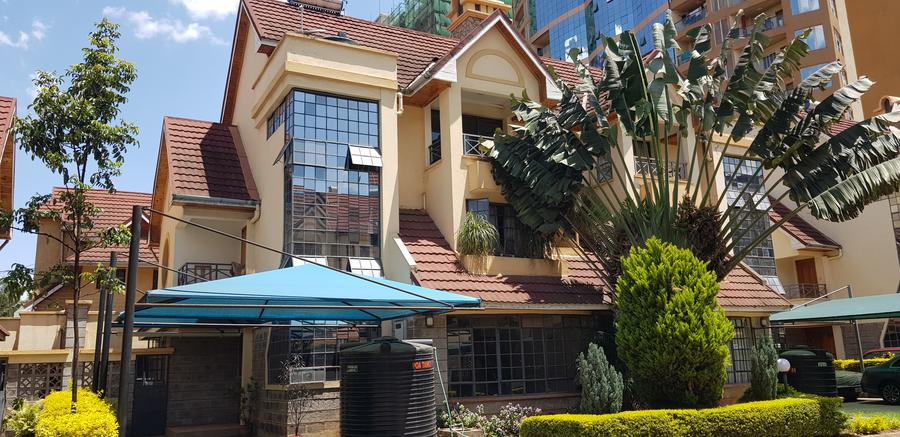 5 Bed Townhouse with En Suite at Kaptei Garden