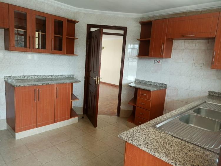 3 Bed Apartment with En Suite in Kilimani 3 Bed Apartment with En Suite in Kilimani