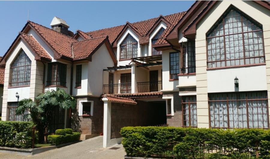 4 Bed Villa with En Suite in Lavington