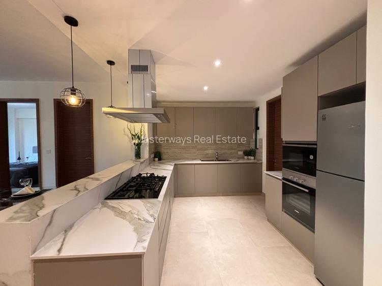 2 Bed Apartment with En Suite in Riverside