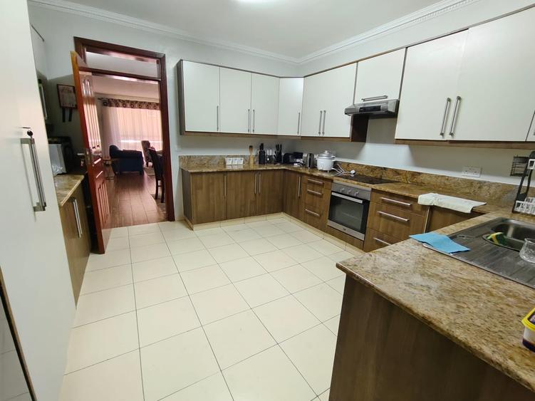 Serviced 3 Bed Apartment with En Suite in Riverside Serviced 3 Bed Apartment with En Suite in Riverside