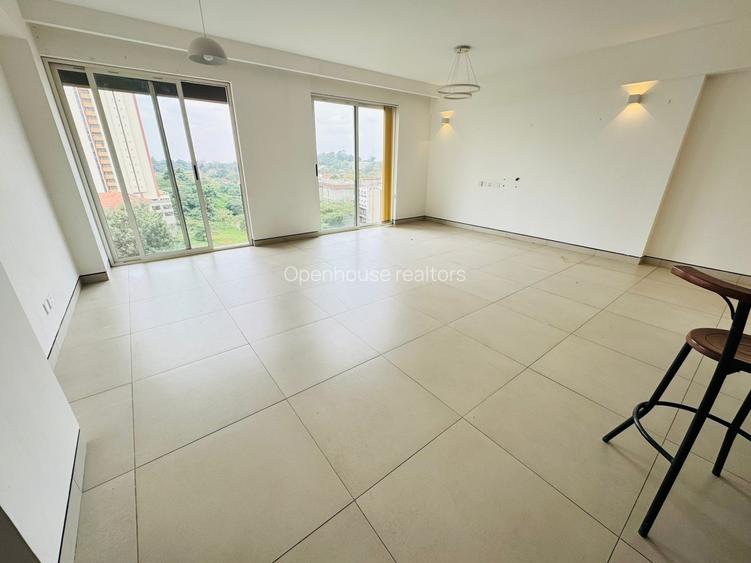 3 Bed Apartment with En Suite at Danis Prit Rd