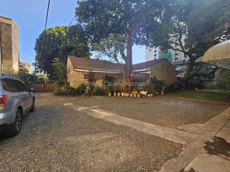 0.3 ac Land at Mutati Road