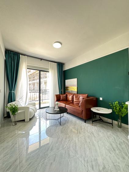 1 bed apartment with en suite in ngong road