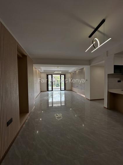 3 Bed Apartment with En Suite at Riverside Drive