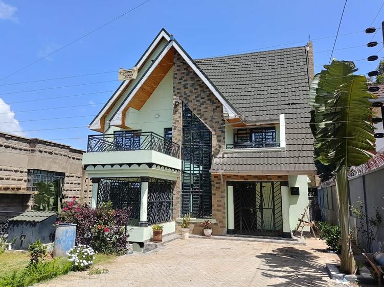 4 Bed House with En Suite at Runda