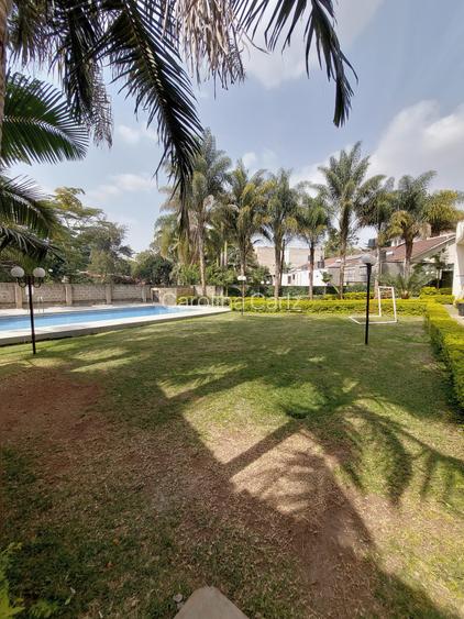 Furnished 3 Bed Apartment with En Suite at Brookside Drive