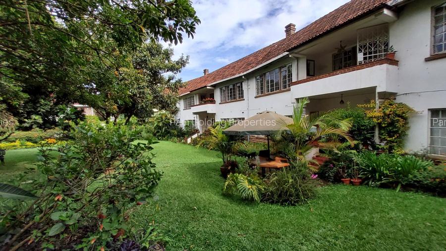 Furnished 2 Bed Apartment with En Suite in Muthaiga