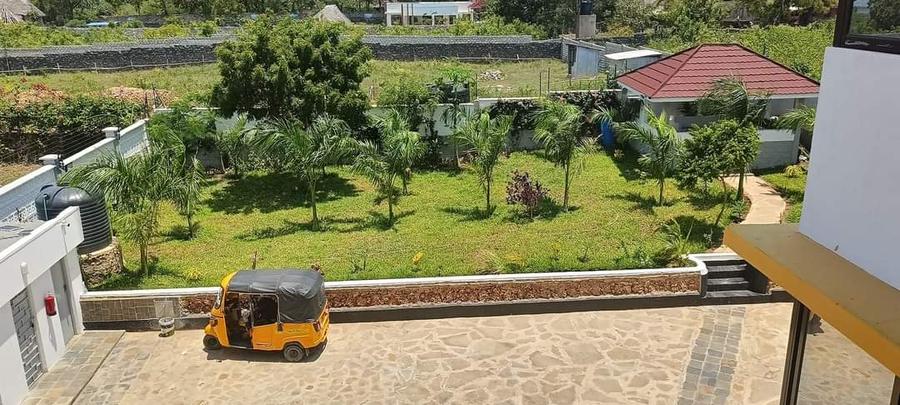 Serviced 2 Bed Apartment with Swimming Pool at Diani Beach Road