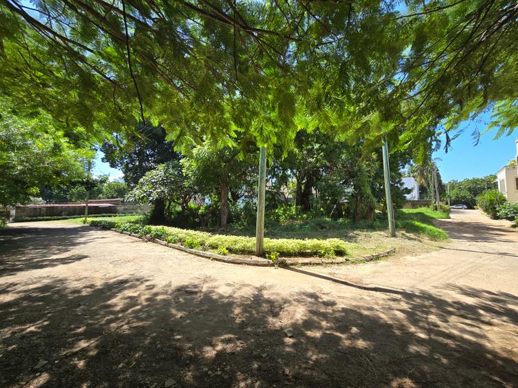 15,000 ft² Land in Nyali Area