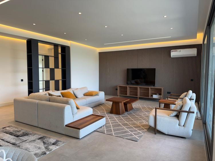 3 Bed Apartment with En Suite in Nyali Area