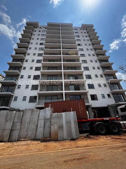 3 Bed Apartment with En Suite in Brookside