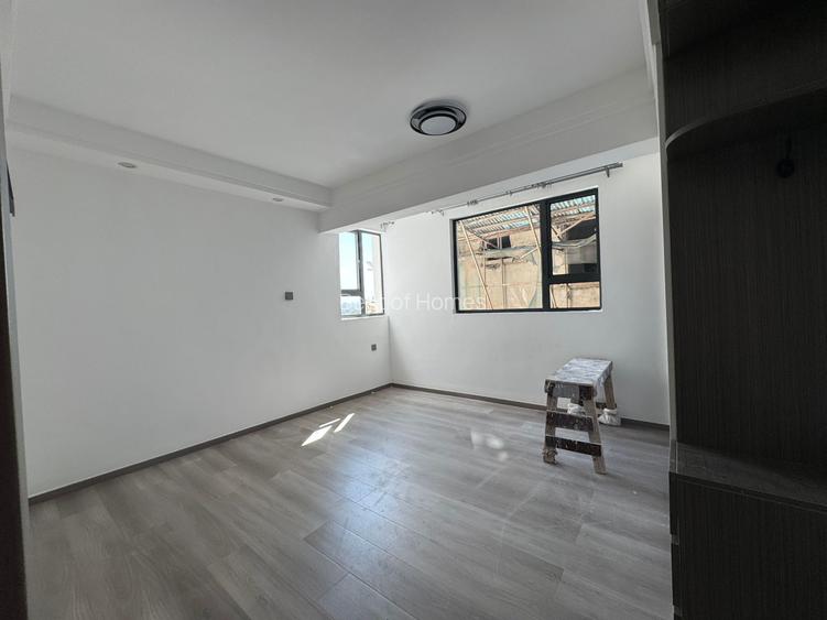 1 Bed Apartment with Swimming Pool in Kilimani