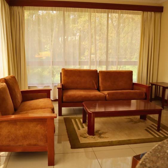 Furnished 1 Bed Apartment with En Suite in State House