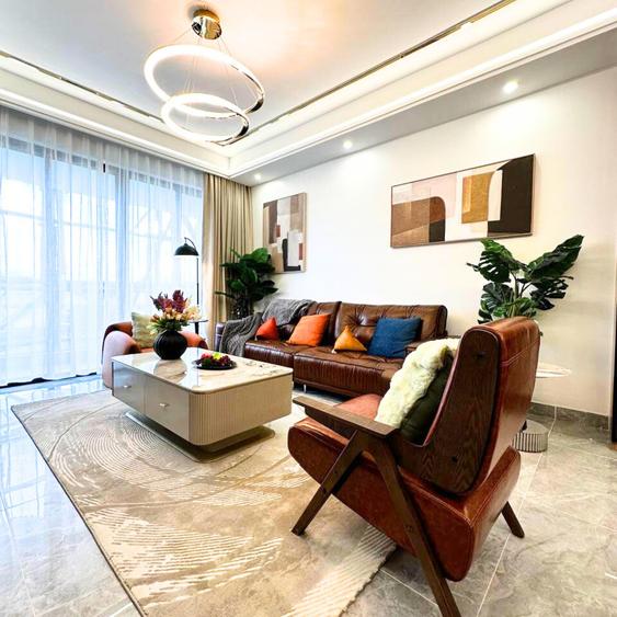 2 Bed Apartment with En Suite in Lavington 2 Bed Apartment with En Suite in Lavington
