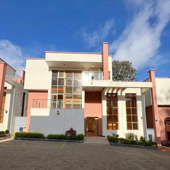 5 Bed Townhouse with En Suite at Chalbi Drive