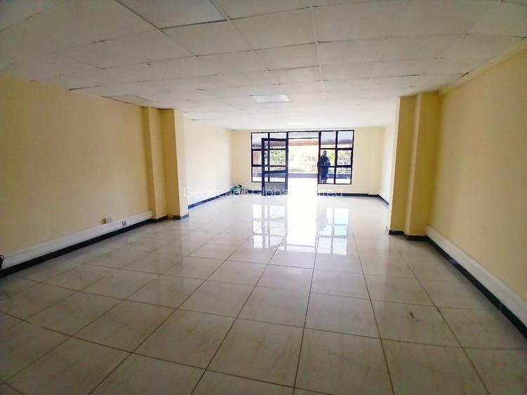 1,000 ft² Shop with Backup Generator in Westlands Area