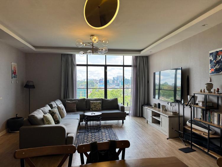Serviced 2 Bed Apartment with En Suite in Westlands Area