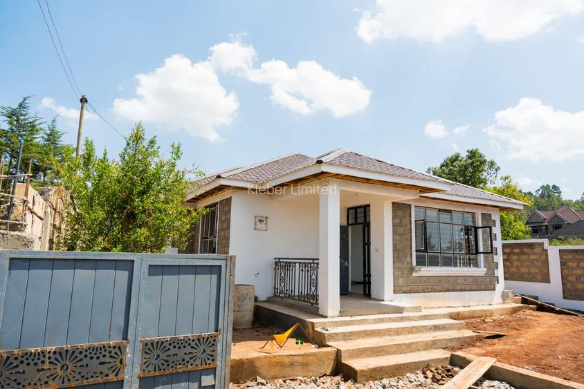 3 Bed House with En Suite in Gikambura