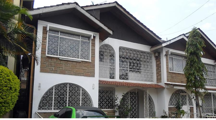 5 Bed House with En Suite in Westlands Area