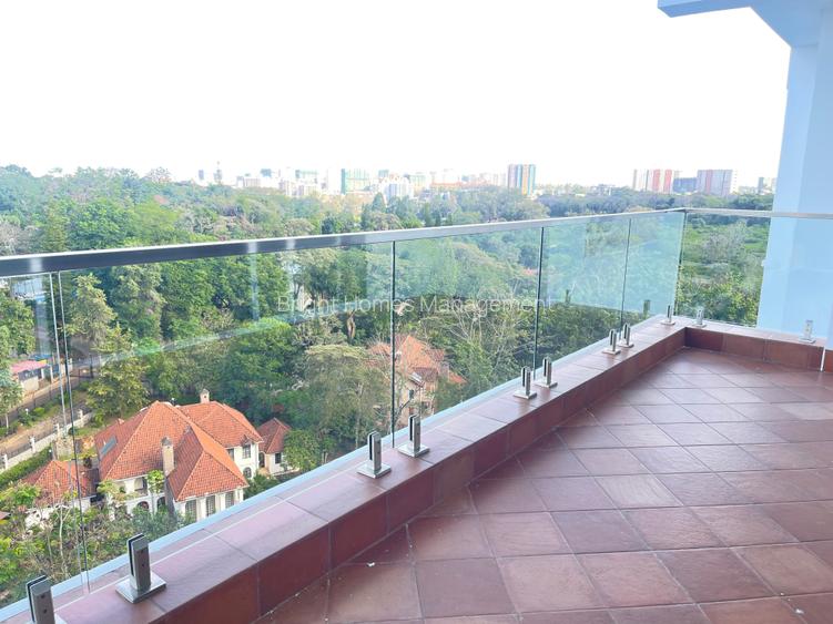 3 Bed Apartment with En Suite in Parklands