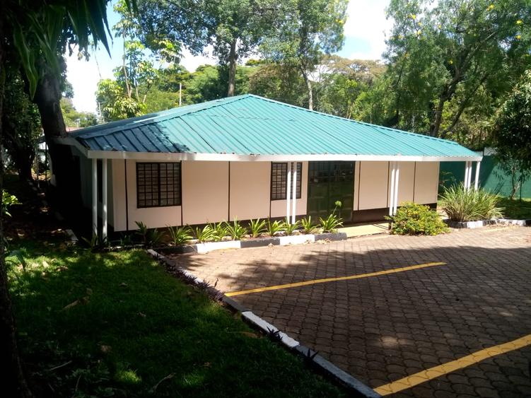 3,500 ft² Commercial Property with Service Charge Included in Runda