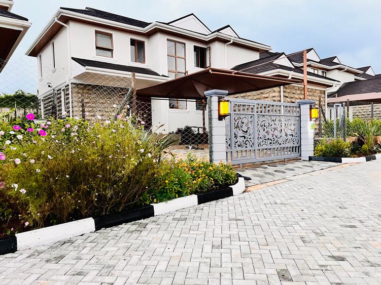 4 bed villa with en suite at migaa