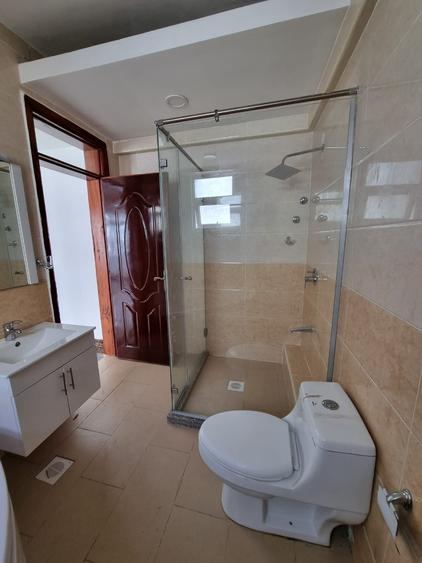 3 Bed House with En Suite at Kilimani Road - Widok 5