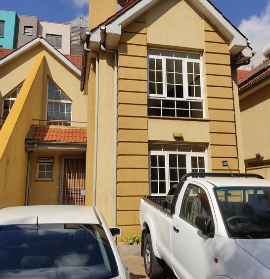 4 Bed Townhouse with En Suite at Langata