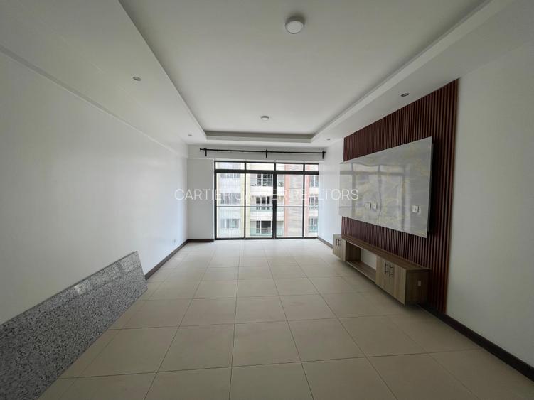 2 Bed Apartment with En Suite in Hurlingham