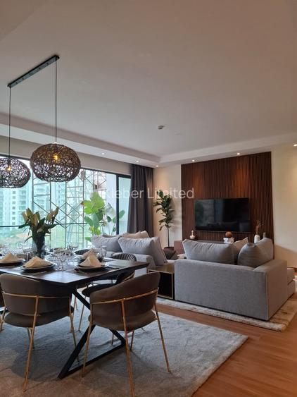 1 Bed Apartment with En Suite in Riverside