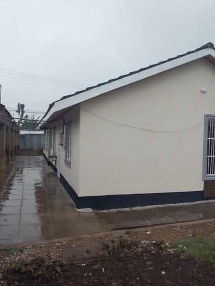 4 Bed House with Garden in Donholm 4 Bed House with Garden in Donholm