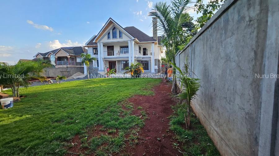 5 Bed Townhouse with En Suite in Kiambu Road