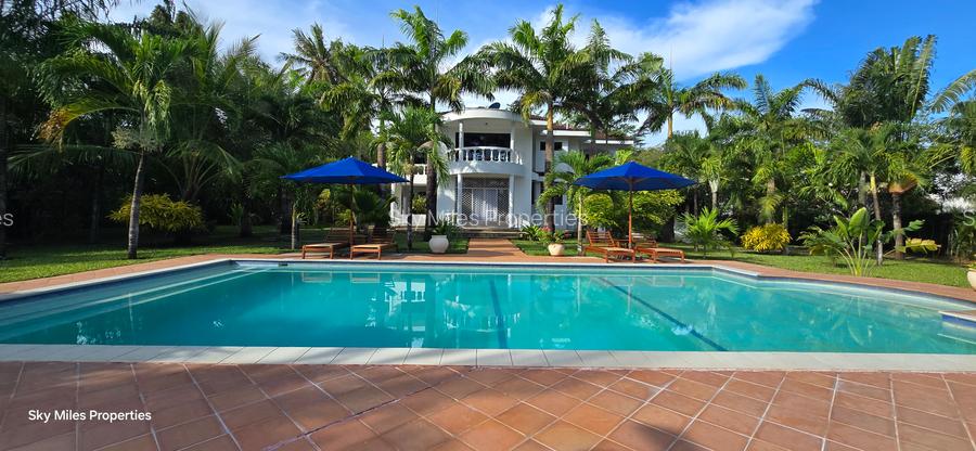 3 Bed Villa with En Suite at Mtwapa Creekside
