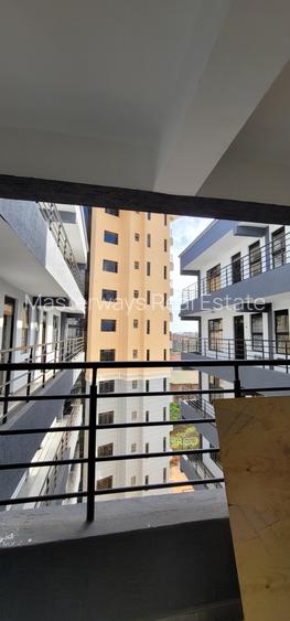 1 Bed Apartment with En Suite at 87 Mall