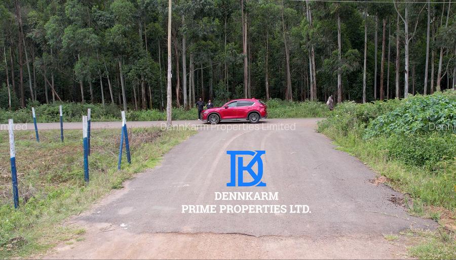 0.05 ha Land at Thigio