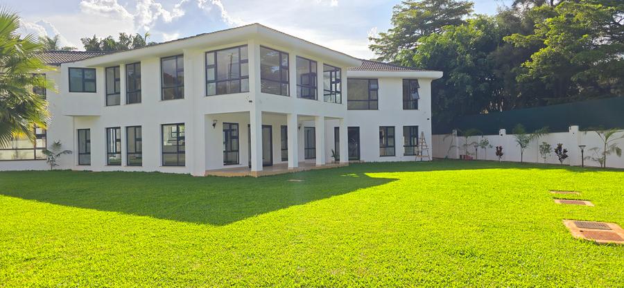 10 Bed House with En Suite at Panafrican Road 10 Bed House with En Suite at Panafrican Road