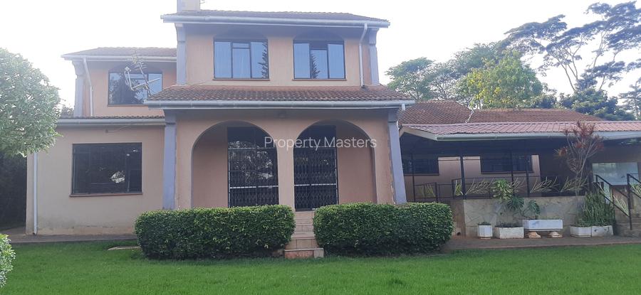 5 Bed House with En Suite at Duom Palm Street
