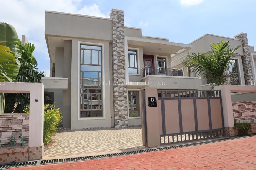 4 Bed House with En Suite at Kamakis