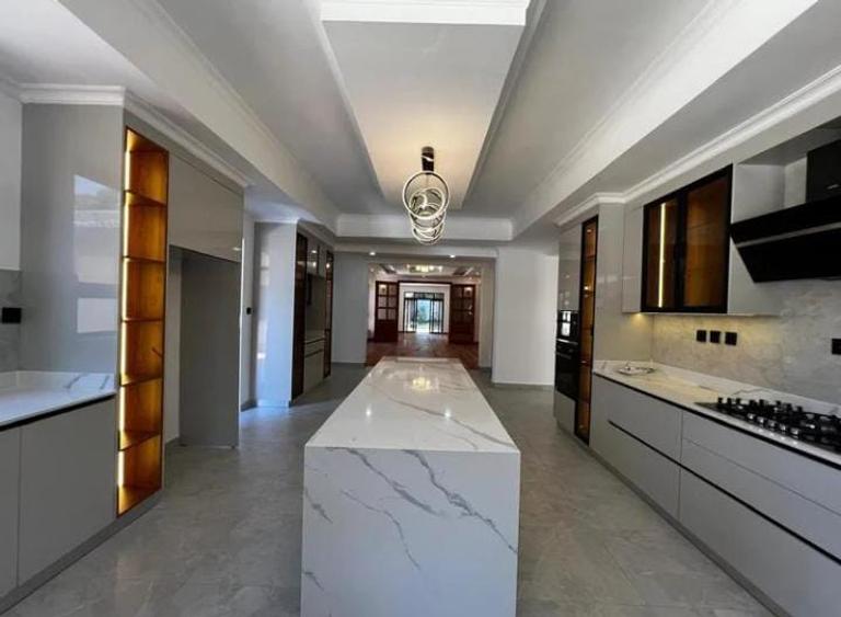 6 Bed Villa with En Suite in Karen 6 Bed Villa with En Suite in Karen