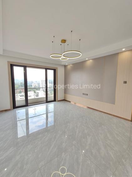 2 Bed Apartment with En Suite in Riverside