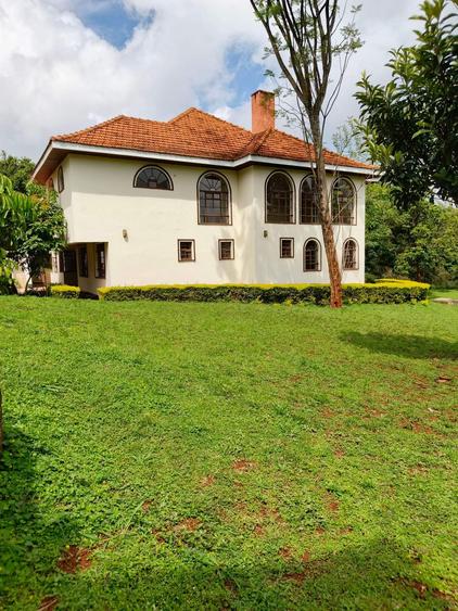 5 Bed House with En Suite at Runda