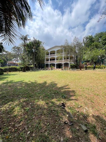 5 Bed House with Staff Quarters in Gigiri